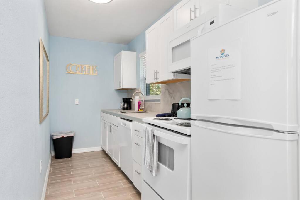 Beautiful Waterfront 1 Bedroom #4 Пунта-Горда Экстерьер фото